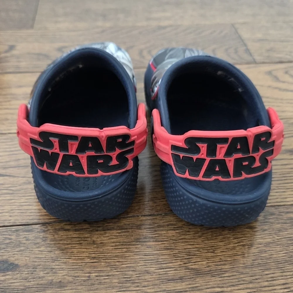 Crocs star Wars Darth Vader Navy & Red CROCBANDS Size Toddler 6